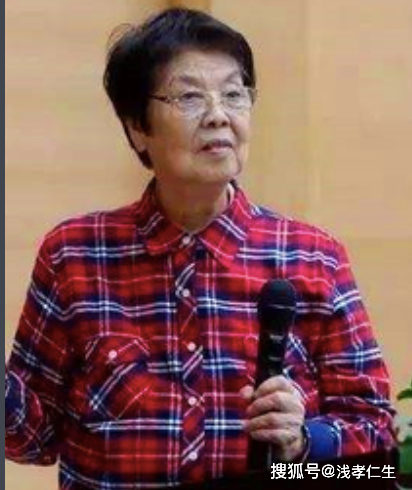 阿旺新传钟子聪游泳_南山文体中心游泳免费_钟南山女儿游泳冠军