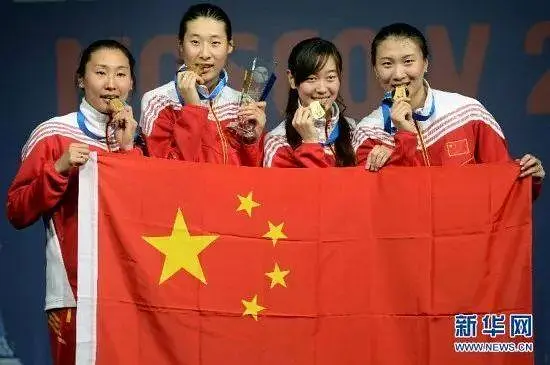 冠军击剑中国是谁_冠军击剑中国是什么赛事_中国的击剑冠军是谁