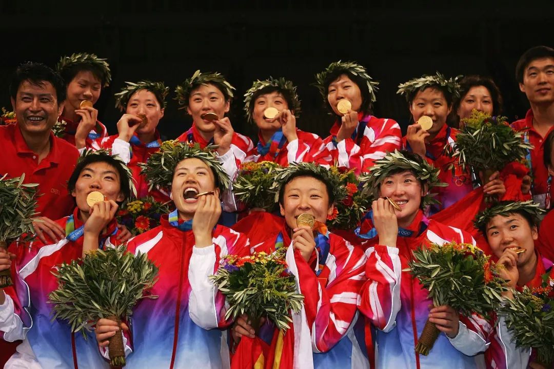 17年全国举重冠军_举重冠军全国年龄排名_举重冠军全国年龄多大