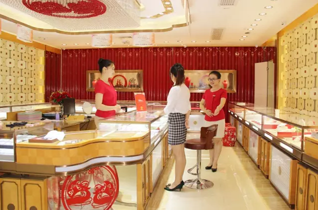 珠宝行业导购员需专业培训，珠宝销售是门艺