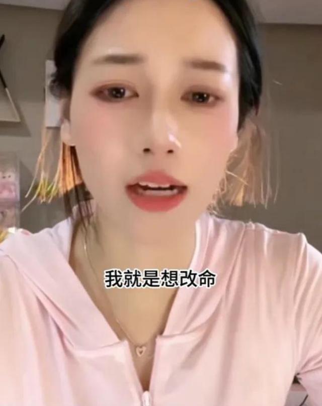 游泳奥运冠军女_女儿的游泳老师是奥运冠军_奥运游泳女选手