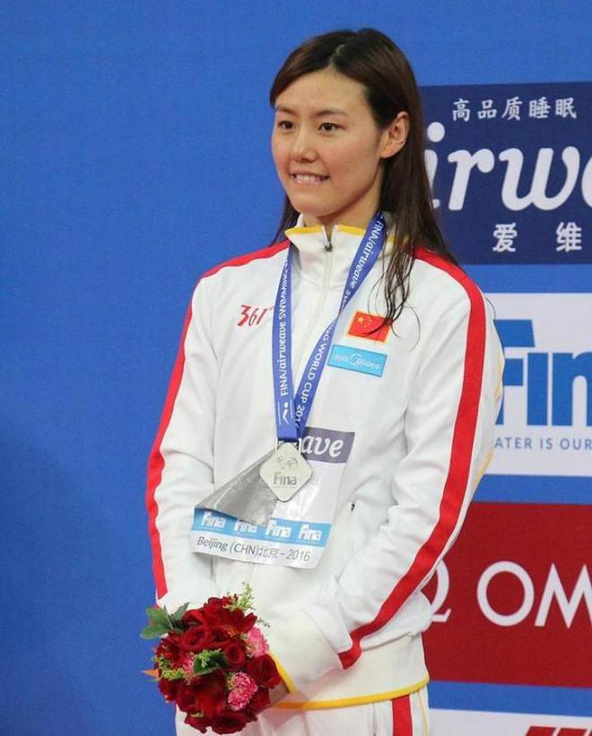 游泳奥运冠军女_奥运游泳女选手_女儿的游泳老师是奥运冠军